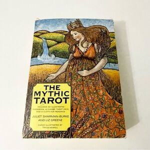 Mythic Tarot Guidebook Card Deck & Cloth Juliet Sharman-Burke Tricia Newell